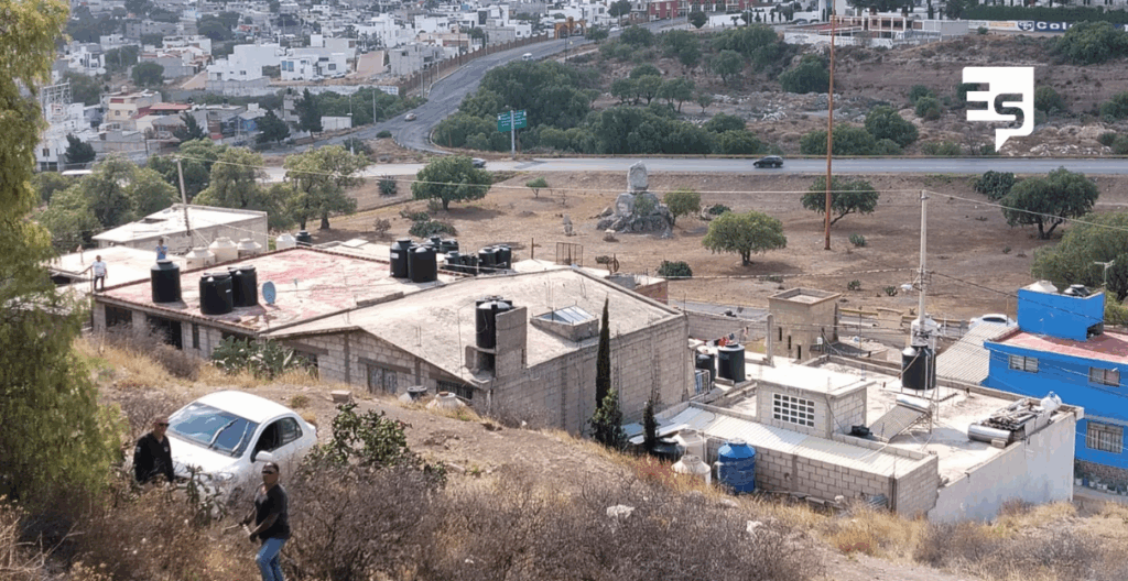Se le acabó la carretera y cayó a voladero en el Corredor Turístico
