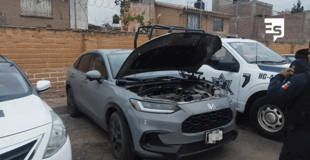 Revisión vehicular en tianguis de seis municipios; recuperaron 38 alterados o robados