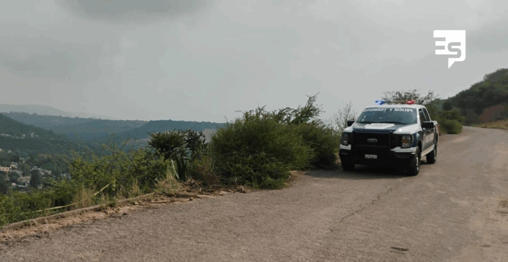 Localizan cadáver descompuesto al fondo de una barranca en Tula