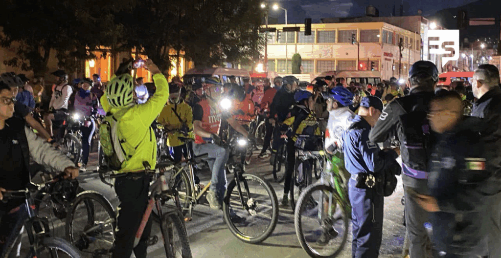 Colectivo "Masa Crítica" se manifiesta por mayor seguridad vial en el Día de la Bicicleta