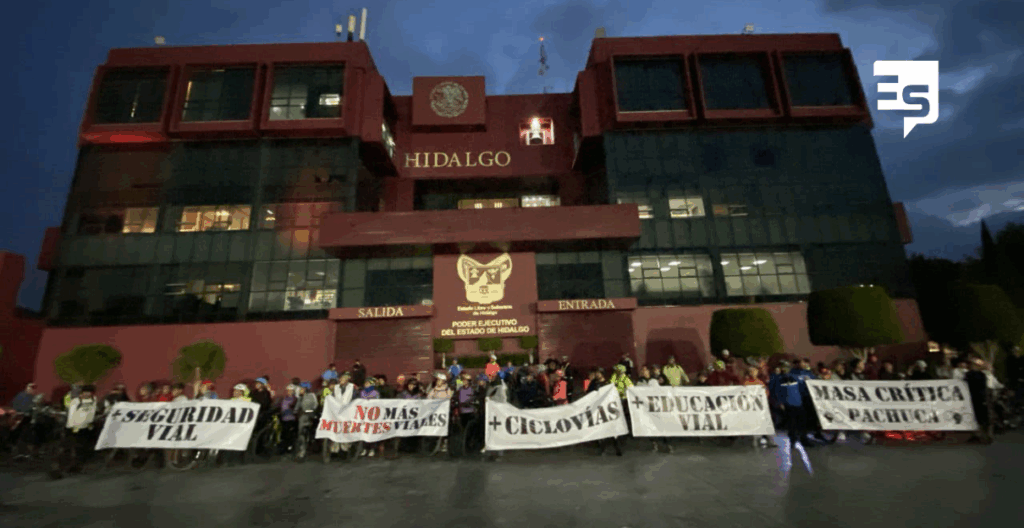 manifestacion nocturna para exigir seguridad para los ciclistas