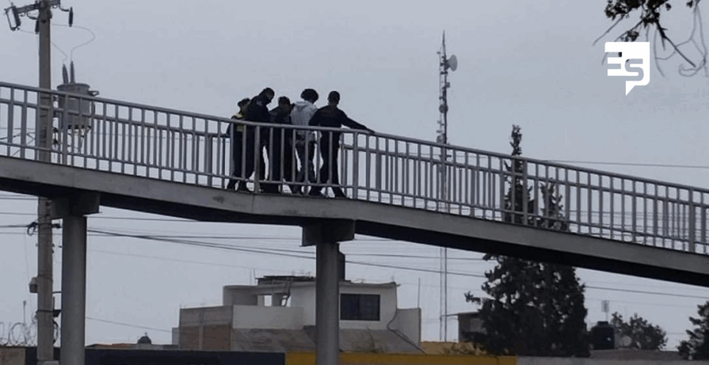 Tercer intento de suicidio pretendiendo arrojarse desde puente peatonal