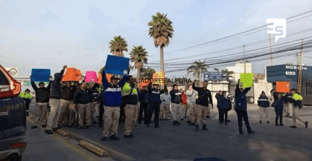 Manifestación de trabajadores de Alpura afecta tránsito en la México-Pachuca
